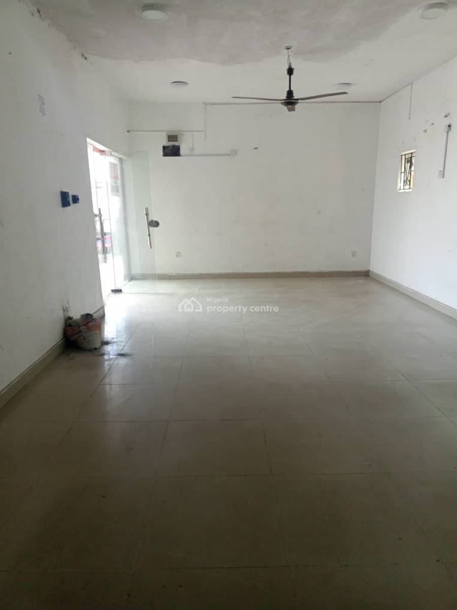 Shop, The Hub Plaza 62 Addo Road, Ajah, Lagos, Plaza / Complex / Mall for Rent