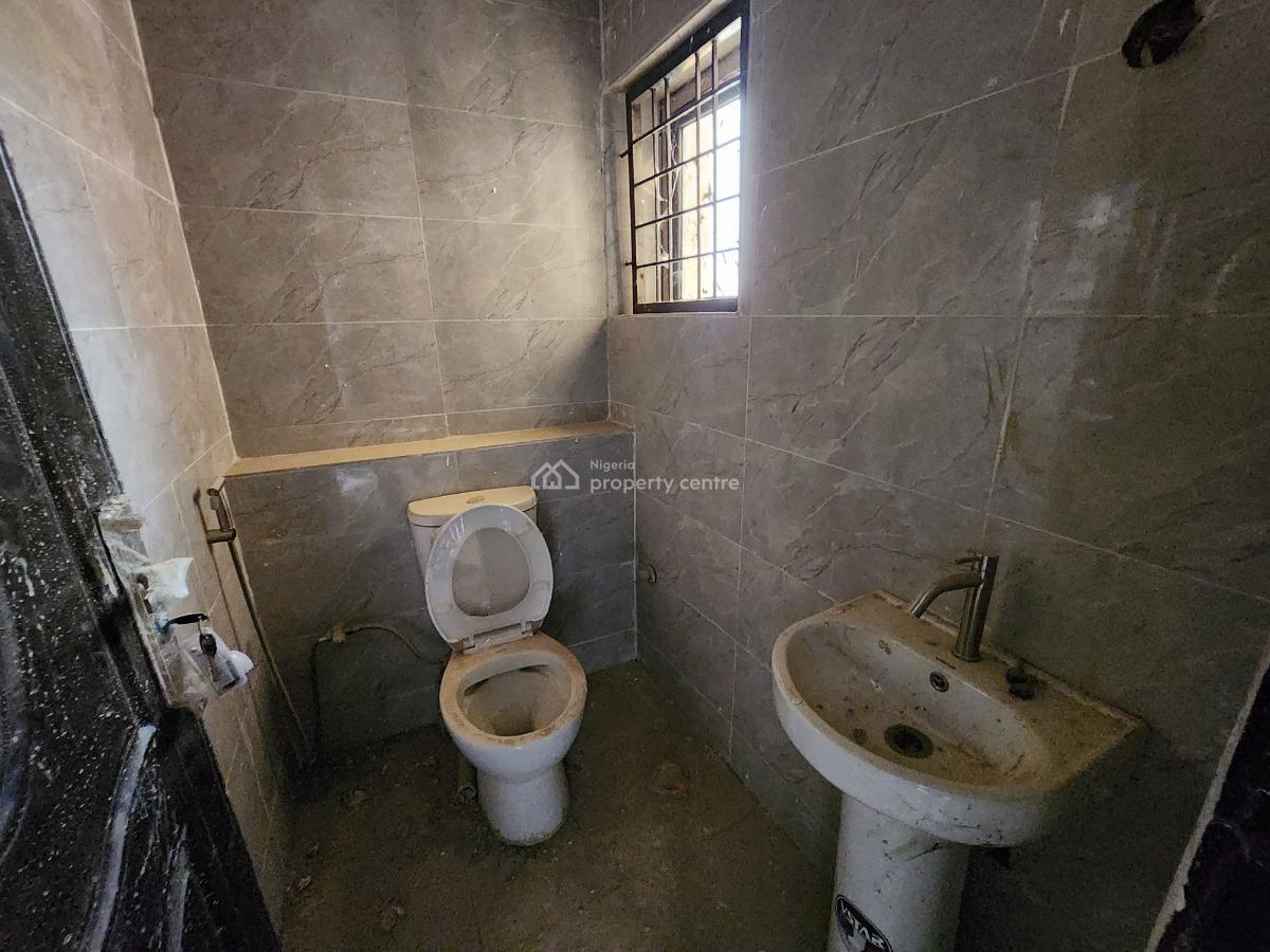 Brand New Luxury Spacious 2 Bedroom Apartment, Behind Capital Hub, Mabushi, Abuja, Flat / Apartment for Sale