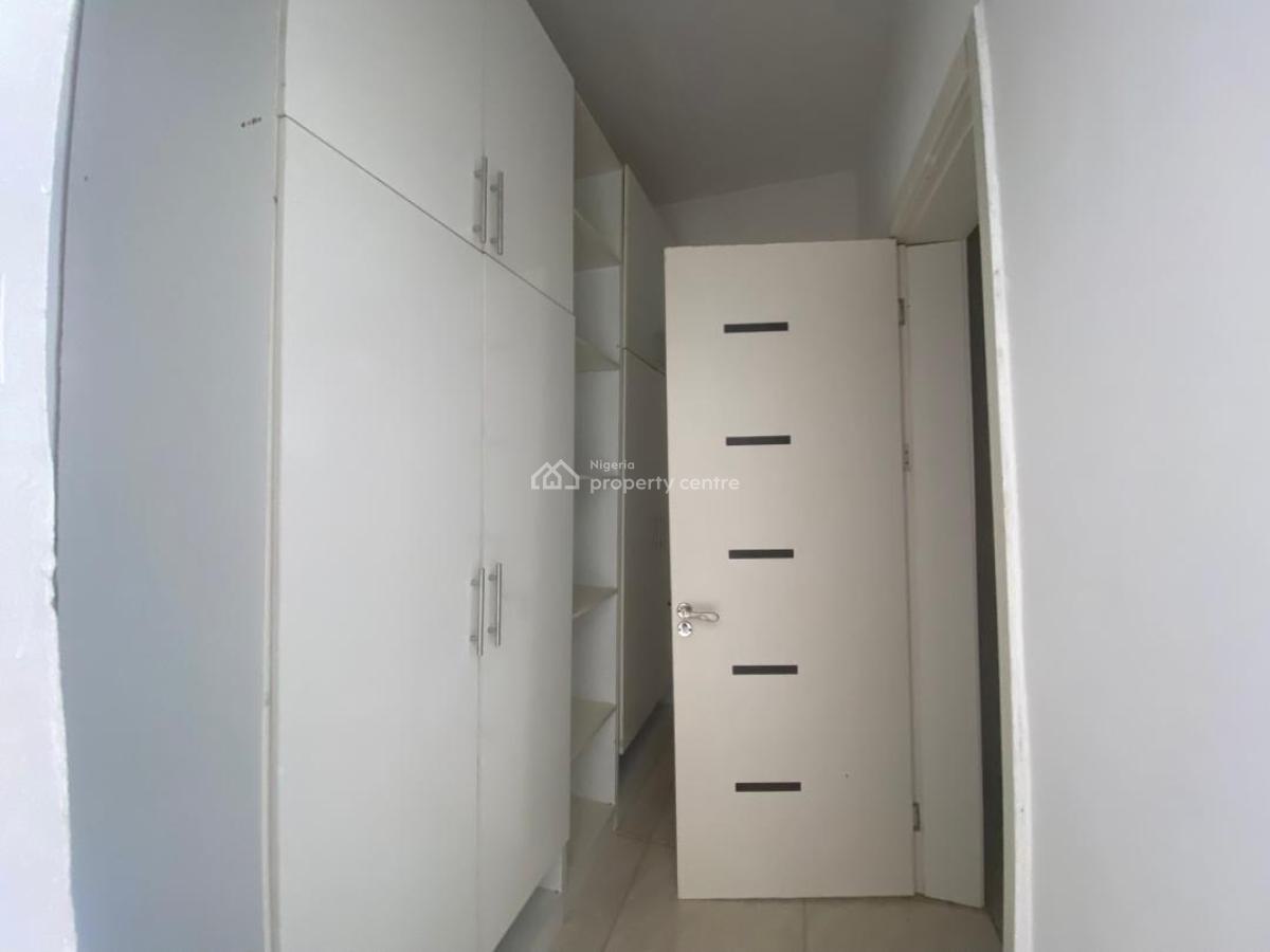 5 Bedroom Semi Detached with a Bq, Harris Drive By, Vgc, Lekki, Lagos, Semi-detached Duplex for Rent