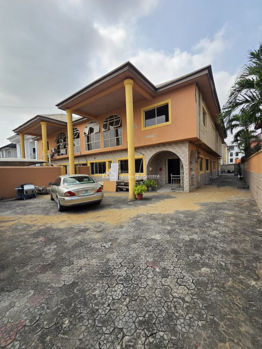 5 Bedrooms Semi Detached Duplex with a Bq  450m², Lekki Phase 1, Lekki, Lagos, Semi-detached Duplex for Sale