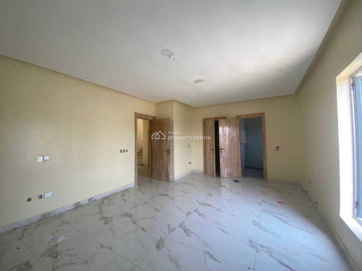 7bedrooms Semi Detached Duplex with a Bq, Lekki Phase 1, Lekki, Lagos, Semi-detached Duplex for Sale