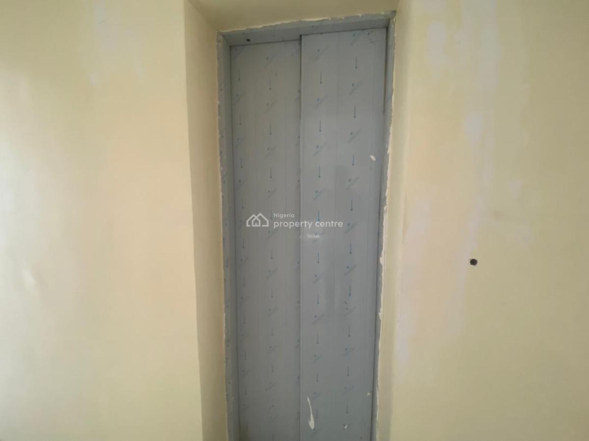 7bedrooms Semi Detached Duplex with a Bq, Lekki Phase 1, Lekki, Lagos, Semi-detached Duplex for Sale