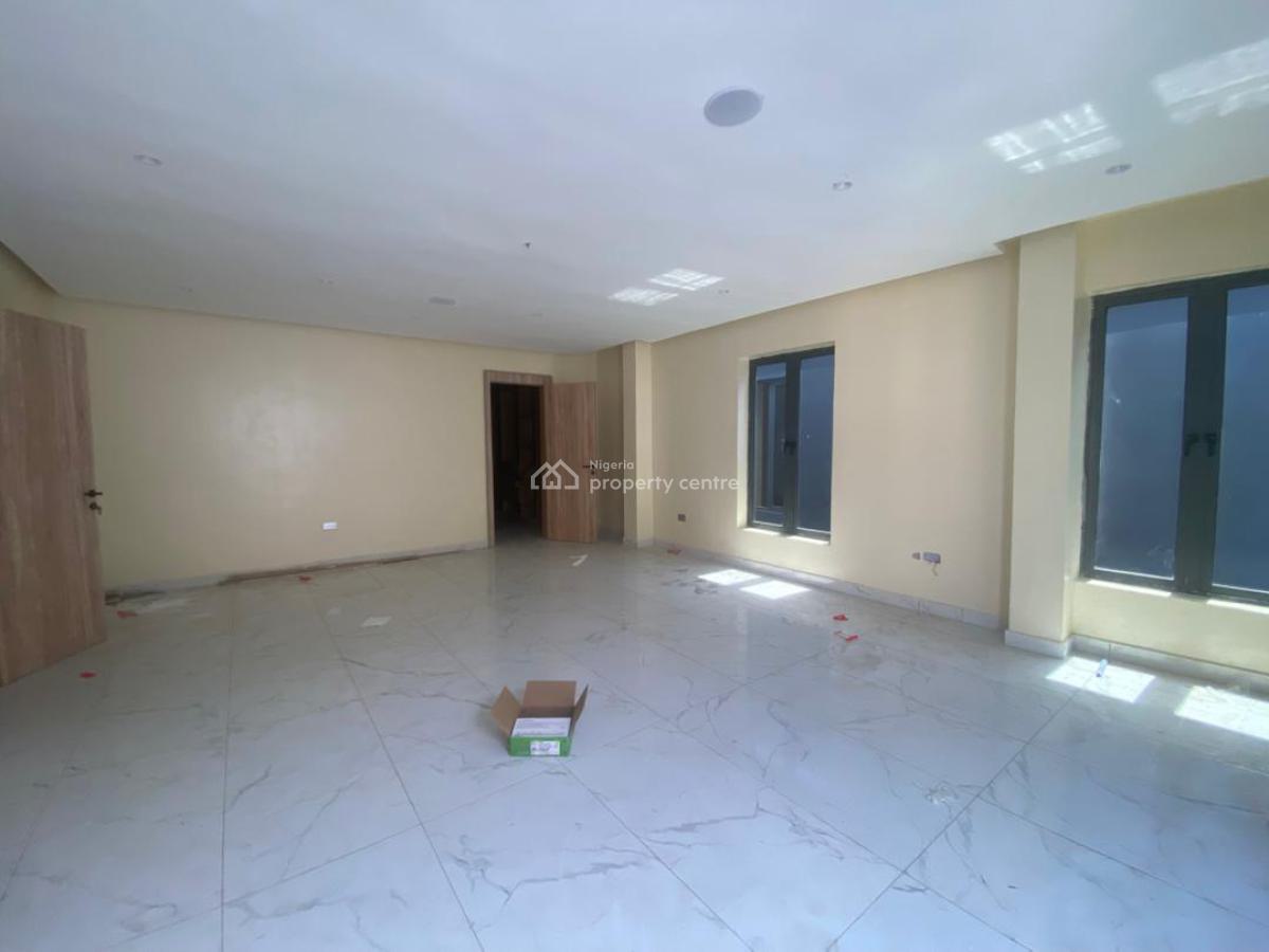 7bedrooms Semi Detached Duplex with a Bq, Lekki Phase 1, Lekki, Lagos, Semi-detached Duplex for Sale