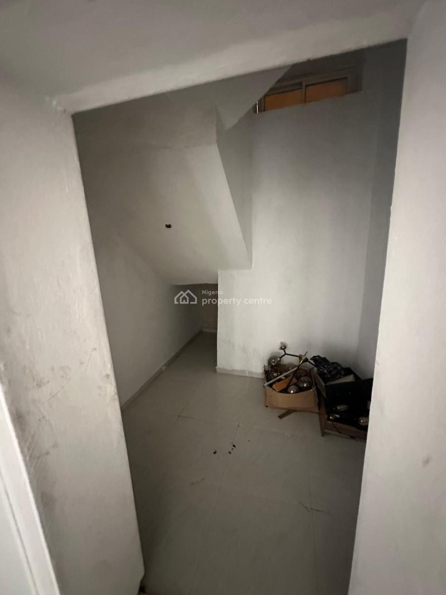 Brand New 2 Bedroom Inside an Estate, Ologolo, Lekki, Lagos, Flat / Apartment for Rent