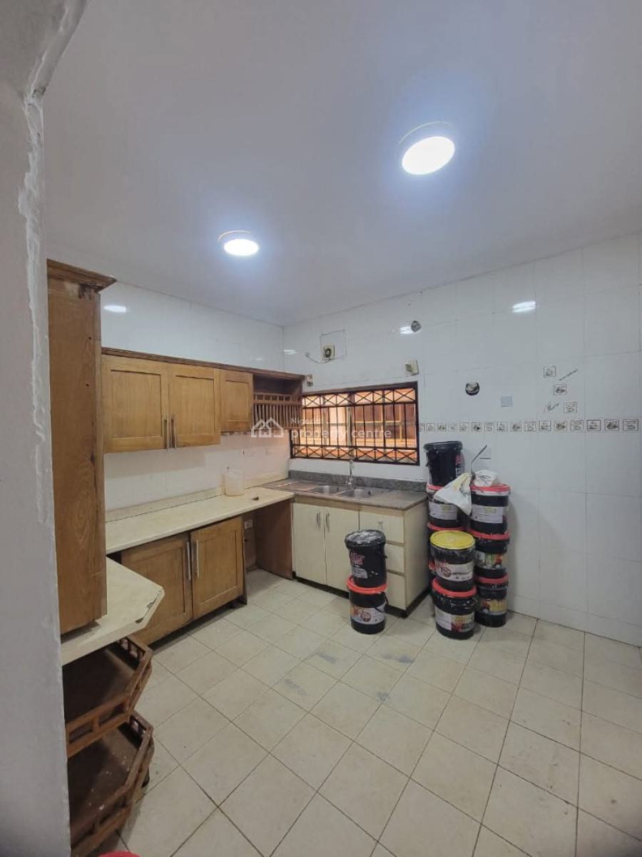 a Spacious and Well Maintained 5 Bedroom Duplex with Bq, Agungi, Lekki, Lagos, Terraced Duplex for Rent