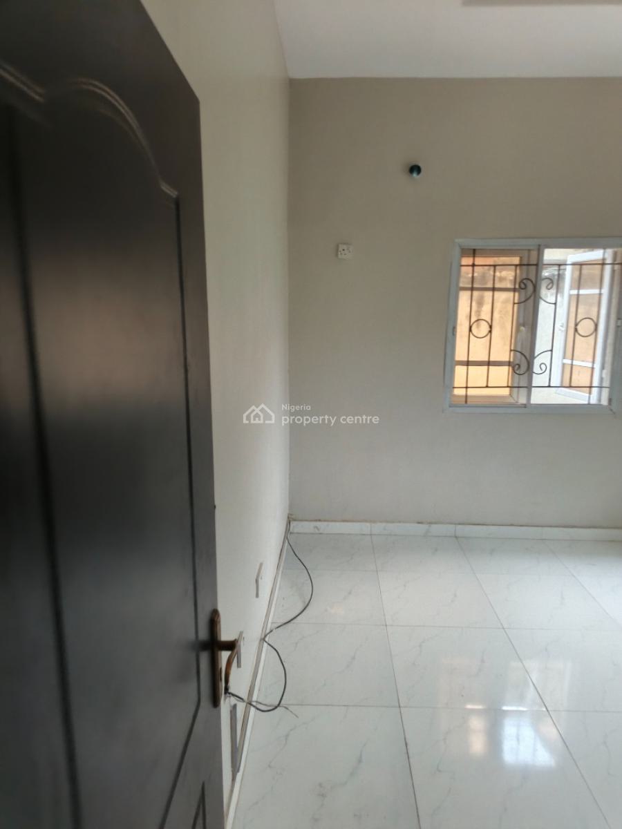 2bedroom Apartment, New Road, Ologolo, Lekki, Lagos, Flat / Apartment for Rent