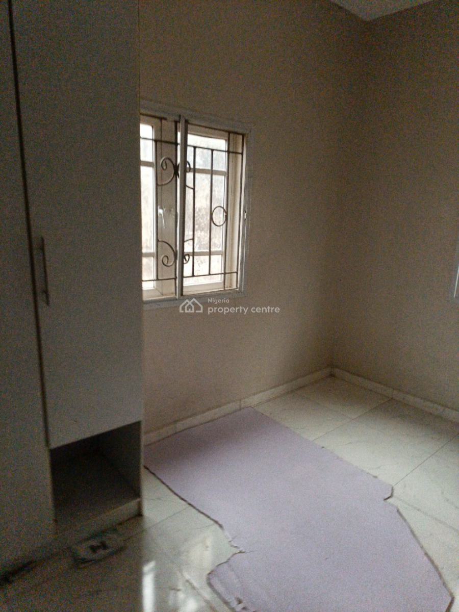 2bedroom Apartment, New Road, Ologolo, Lekki, Lagos, Flat / Apartment for Rent