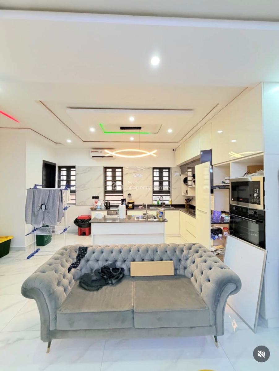 Fairly Used 4 Bedroom Semi Detached Duplex, Omole Phase 2, Ikeja, Lagos, Semi-detached Duplex for Sale