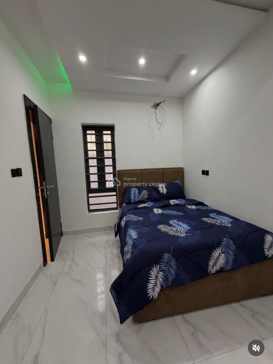 Fairly Used 4 Bedroom Semi Detached Duplex, Omole Phase 2, Ikeja, Lagos, Semi-detached Duplex for Sale