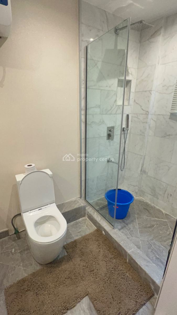 Luxury and Furnished 3 Bedroom Apartment in a Secured Estate, Periwinkle Estate, Lekki Phase 1, Lekki, Lagos, Flat / Apartment for Rent
