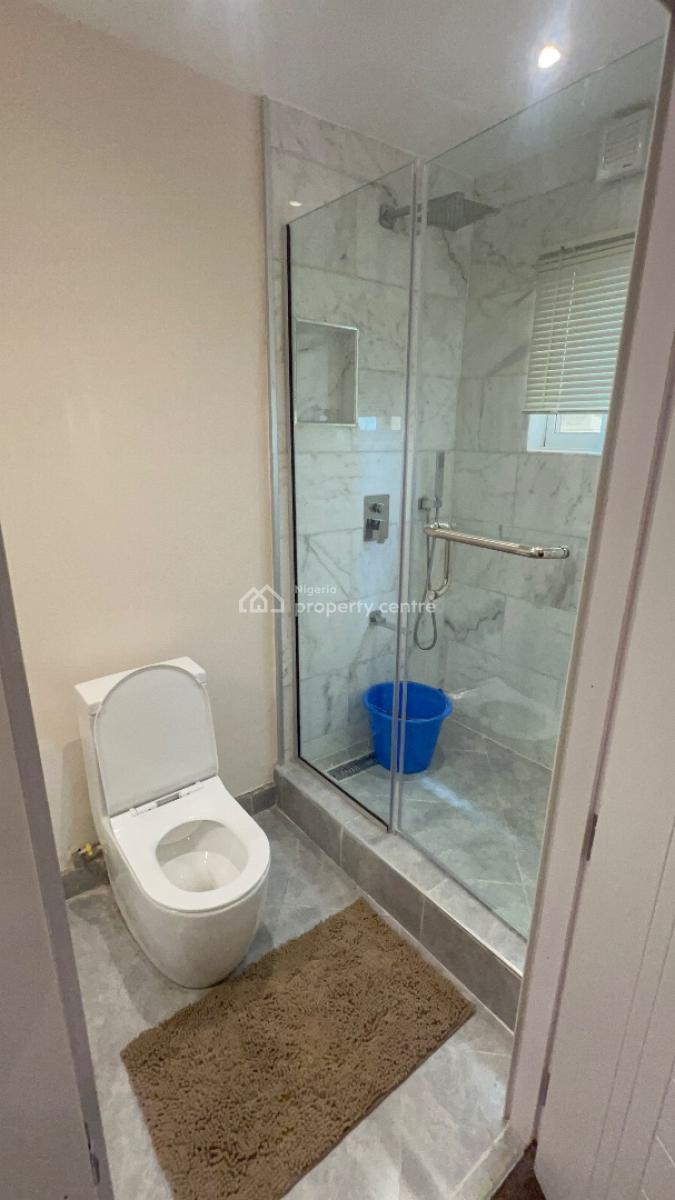 Luxury and Furnished 3 Bedroom Apartment in a Secured Estate, Periwinkle Estate, Lekki Phase 1, Lekki, Lagos, Flat / Apartment for Rent