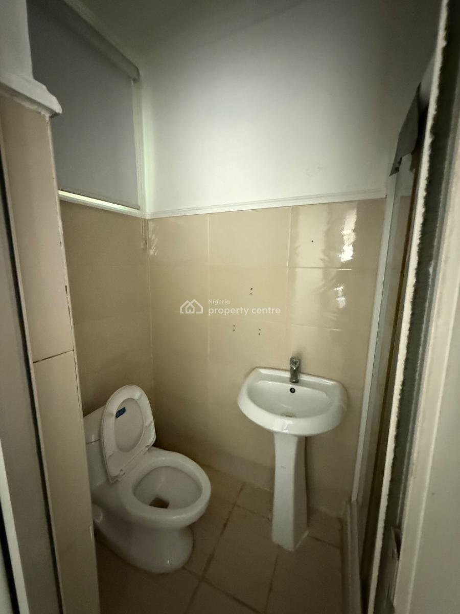 4 Bedroom Terrace Duplex Commercial Duplex with Bq, Lekki Phase 1, Lekki, Lagos, Terraced Duplex for Rent