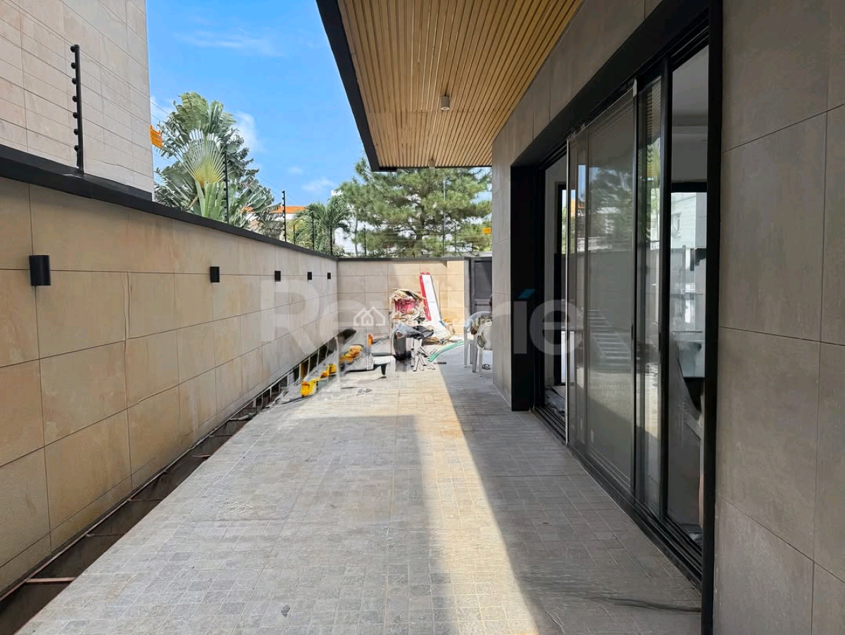 5 Bedroom Situated Within The Exclusive Environment, Banana Island, Ikoyi, Lagos, House for Sale