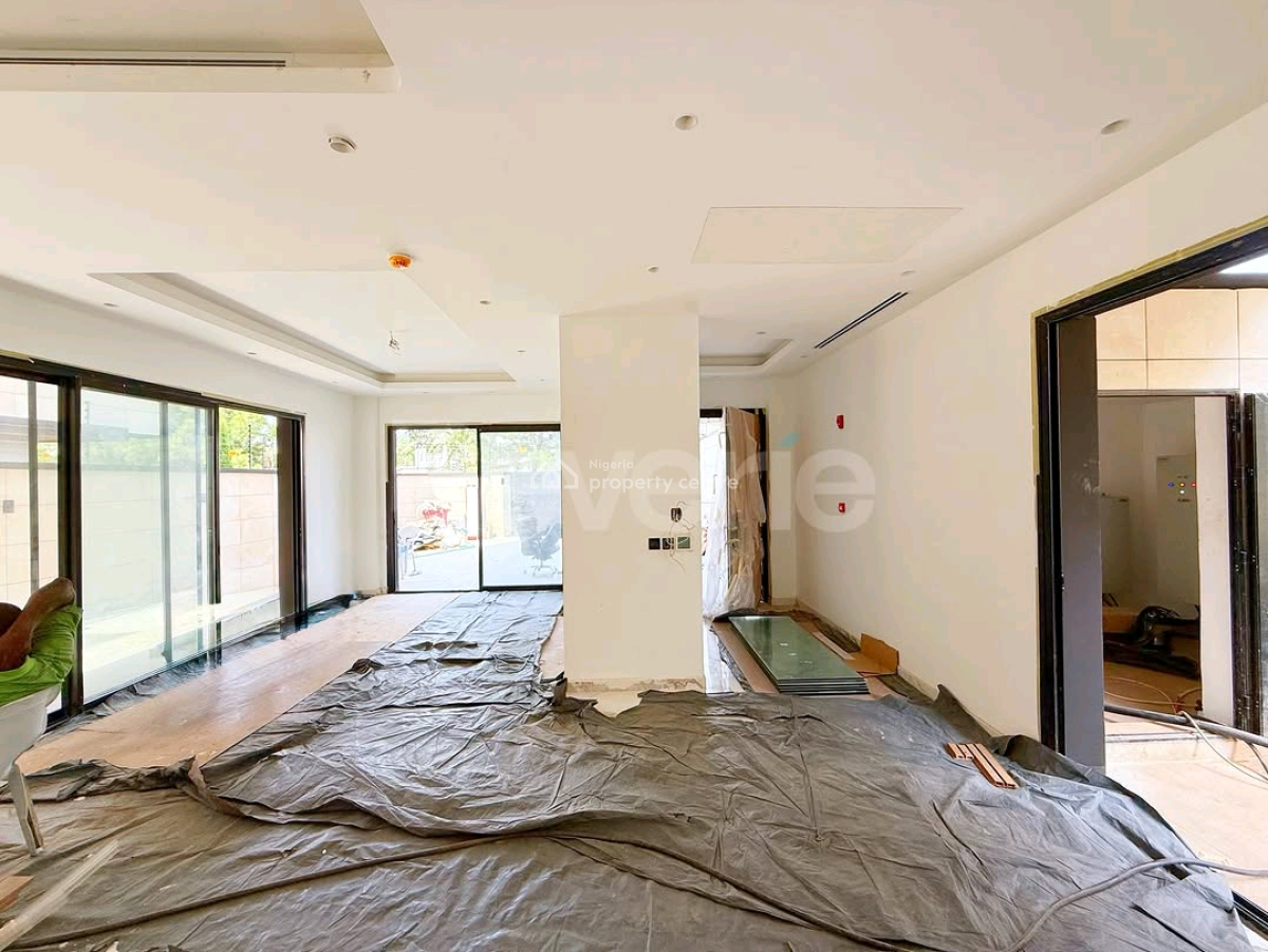 5 Bedroom Situated Within The Exclusive Environment, Banana Island, Ikoyi, Lagos, House for Sale