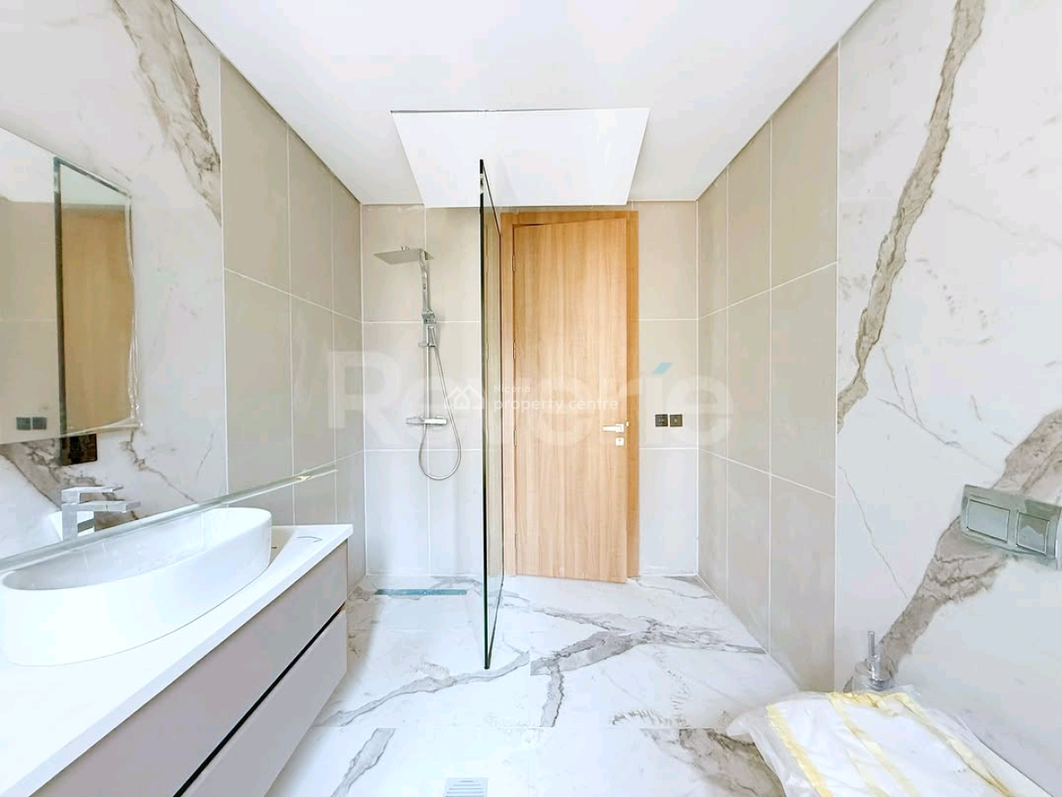 5 Bedroom Situated Within The Exclusive Environment, Banana Island, Ikoyi, Lagos, House for Sale