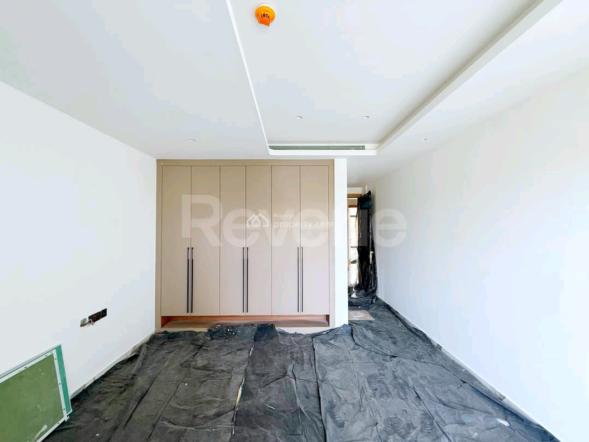 5 Bedroom Situated Within The Exclusive Environment, Banana Island, Ikoyi, Lagos, House for Sale