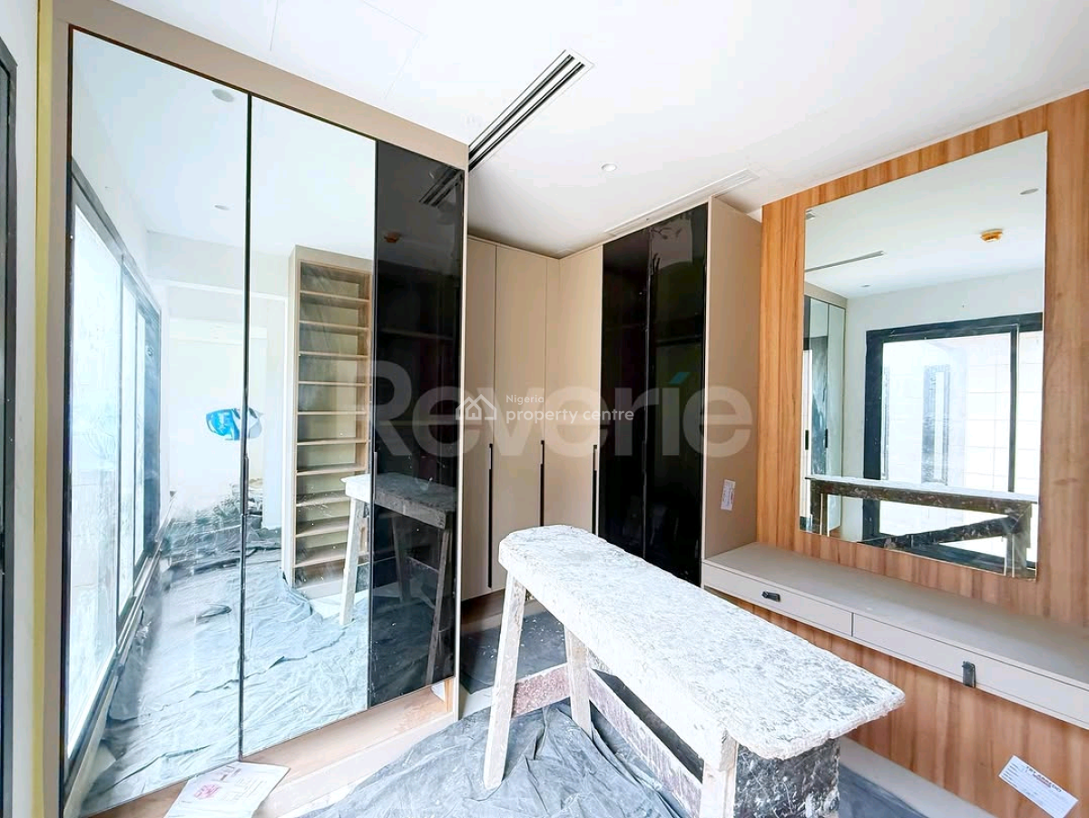 5 Bedroom Situated Within The Exclusive Environment, Banana Island, Ikoyi, Lagos, House for Sale