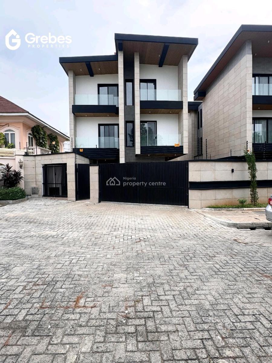 5 Bedroom Situated Within The Exclusive Environment, Banana Island, Ikoyi, Lagos, House for Sale