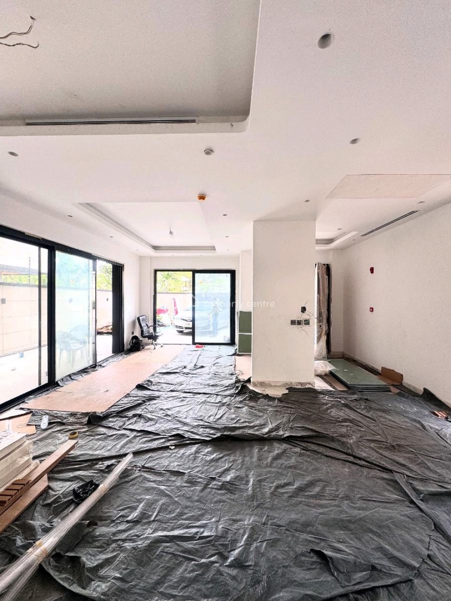 5 Bedroom Situated Within The Exclusive Environment, Banana Island, Ikoyi, Lagos, House for Sale