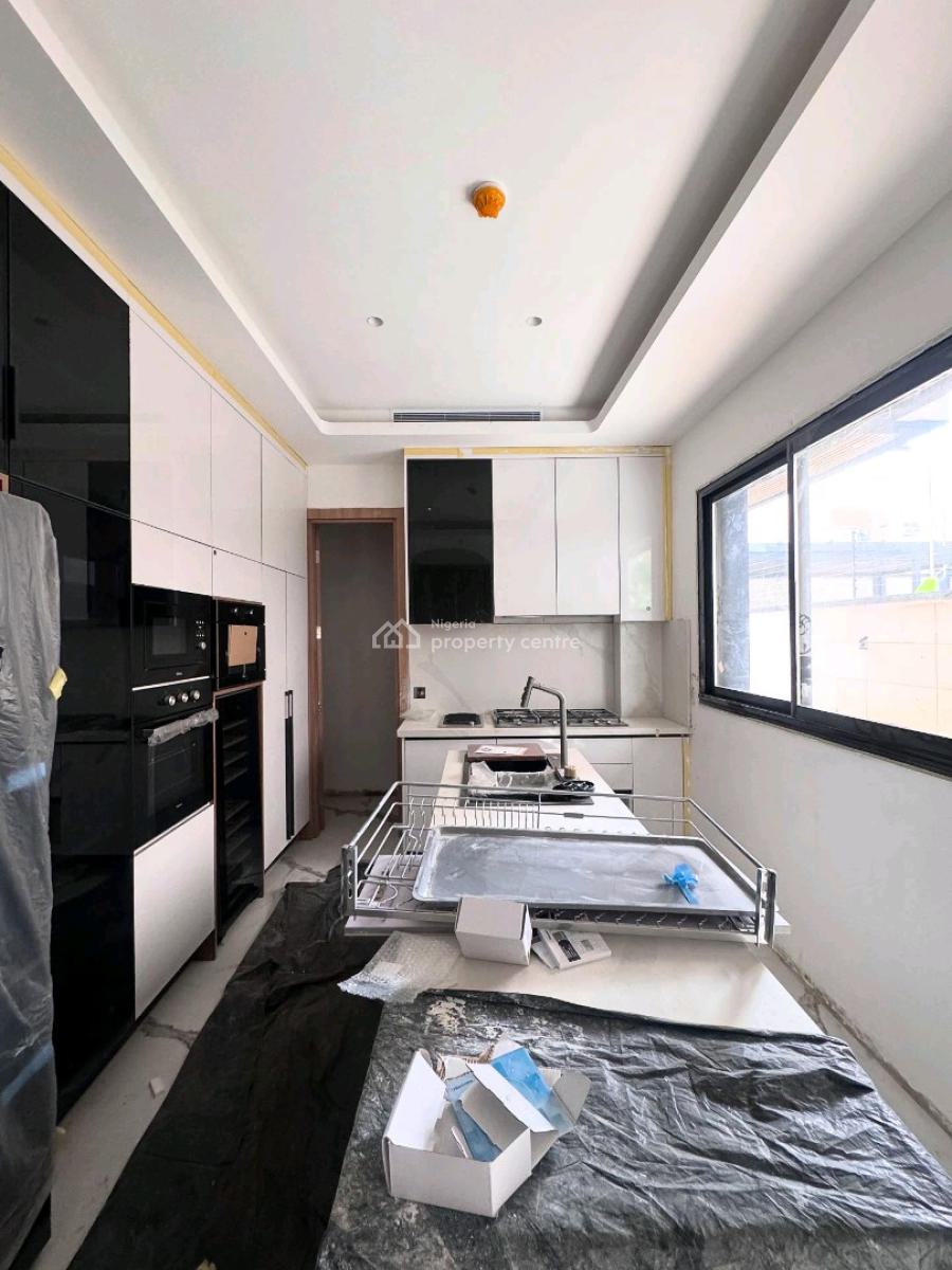 5 Bedroom Situated Within The Exclusive Environment, Banana Island, Ikoyi, Lagos, House for Sale