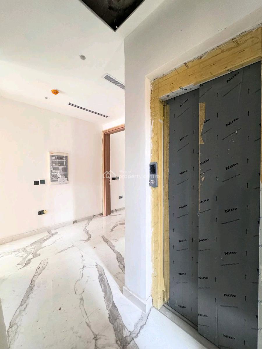 5 Bedroom Situated Within The Exclusive Environment, Banana Island, Ikoyi, Lagos, House for Sale