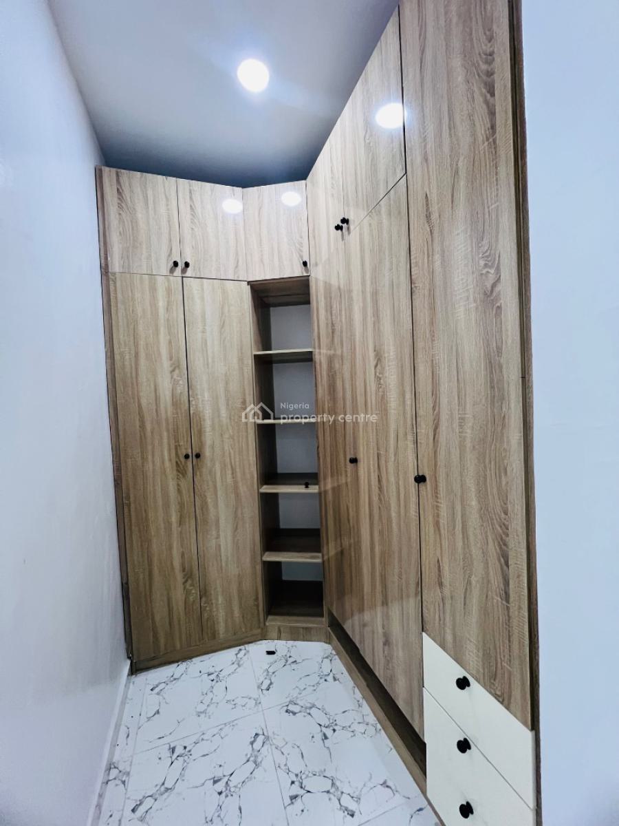 4bedroom Terrace Duplex, Lekki Phase 2, Lekki, Lagos, Terraced Duplex for Sale