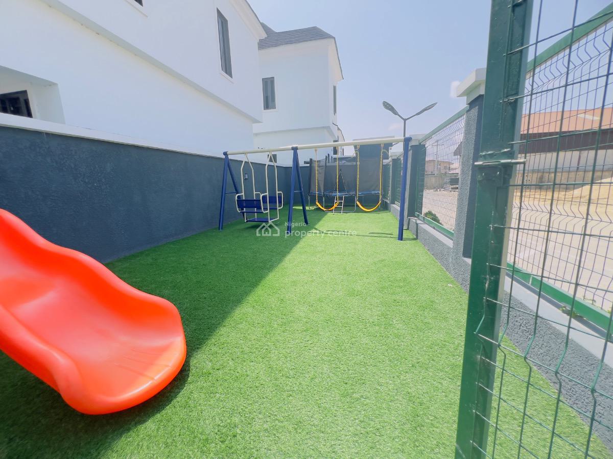 4bedroom Terrace Duplex, Lekki Phase 2, Lekki, Lagos, Terraced Duplex for Sale