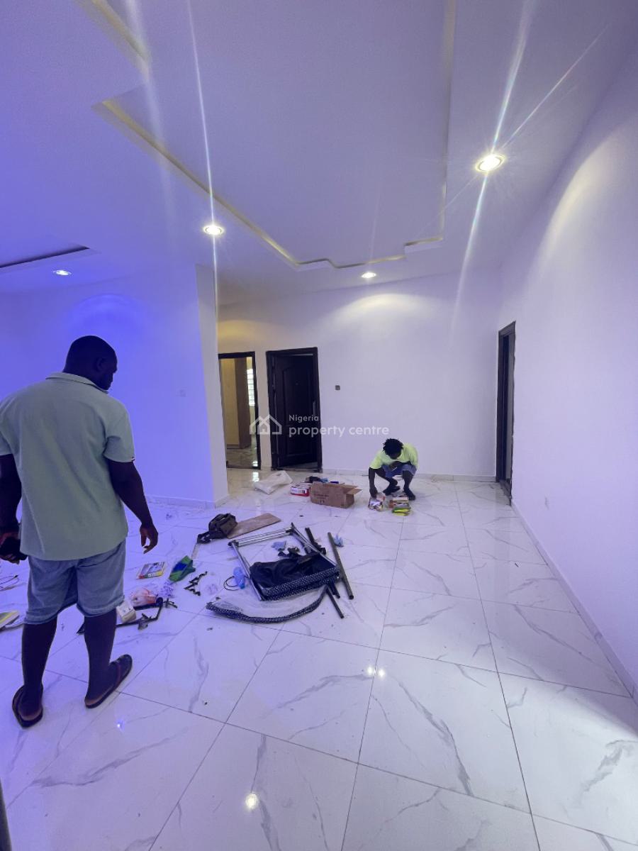 Luxury Standard 2 Bedroom Apartment Upstairs, Sangotedo, Ajah, Lagos, Flat / Apartment for Rent