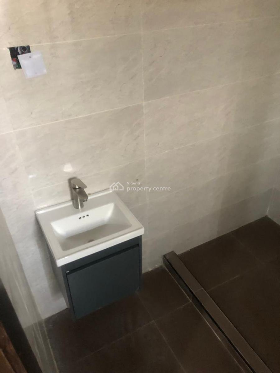 Well Furnished Two Bed Room Apartment, Ologolo, Lekki, Lagos, Flat / Apartment for Rent