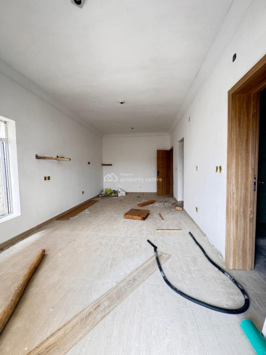 Beautiful and Spacious 3 Bedroom Maisonette Duplex  with Bq, Lekki Phase 1, Lekki, Lagos, House for Sale