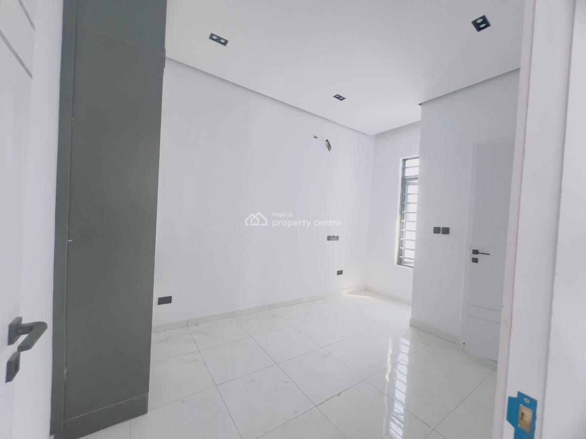 4 Bedrooms Semi Detached Duplex with Bq, Ikota, Lekki, Lagos, Semi-detached Duplex for Sale