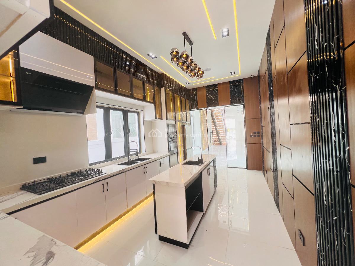 5 Bedroom Detached Duplex with Bq, Ikota, Lekki, Lagos, Detached Duplex for Sale