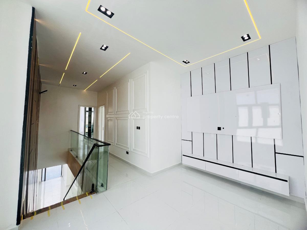 5 Bedroom Detached Duplex with Bq, Ikota, Lekki, Lagos, Detached Duplex for Sale