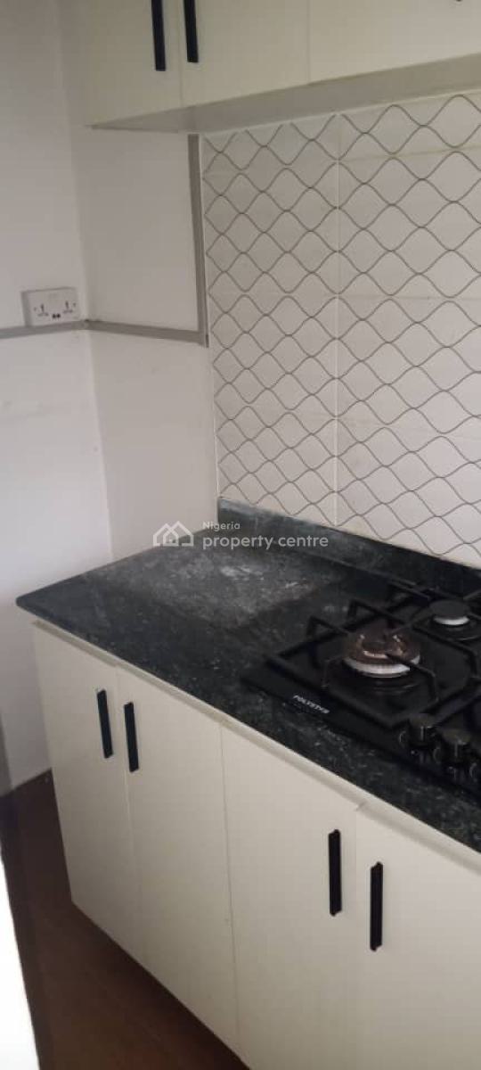 a Luxurious Standard Master Bed Self Contained, Chevron Drive, Lekki, Lagos, Self Contain (single Rooms) for Rent