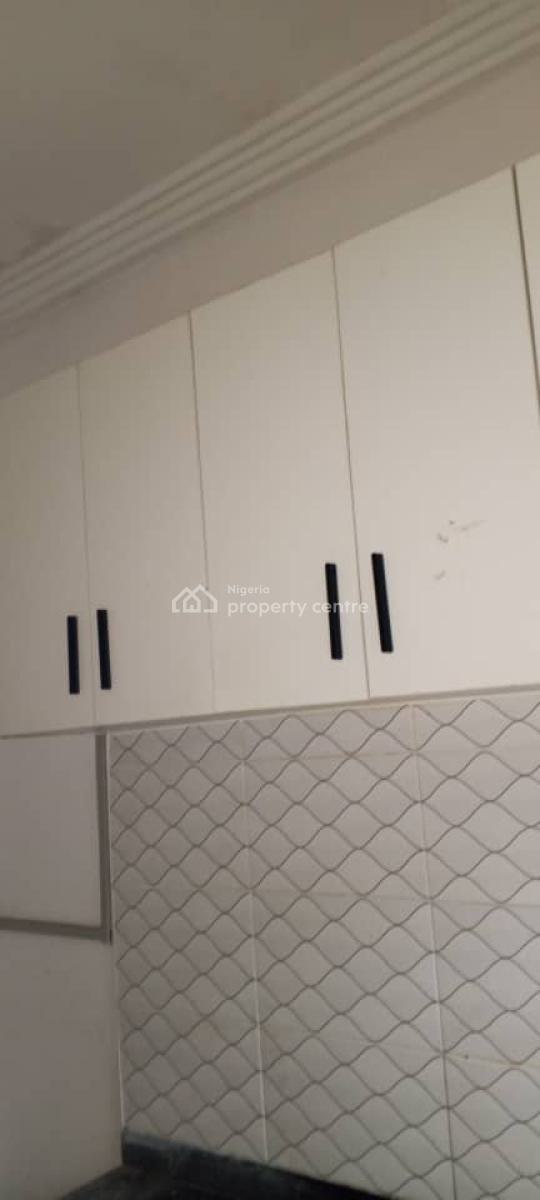 a Luxurious Standard Master Bed Self Contained, Chevron Drive, Lekki, Lagos, Self Contain (single Rooms) for Rent