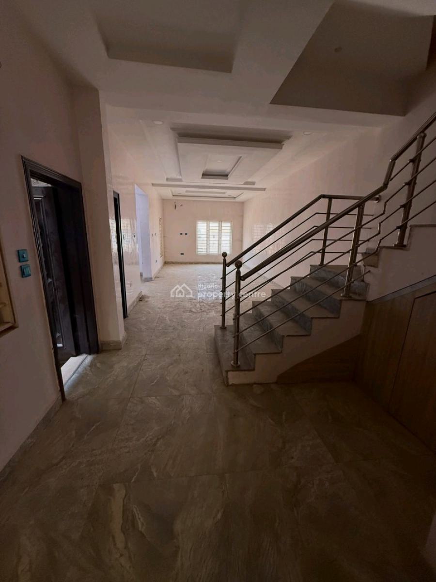 4 Bedroom Terraced Duplex with Bq., Guzape District, Abuja, House for Sale