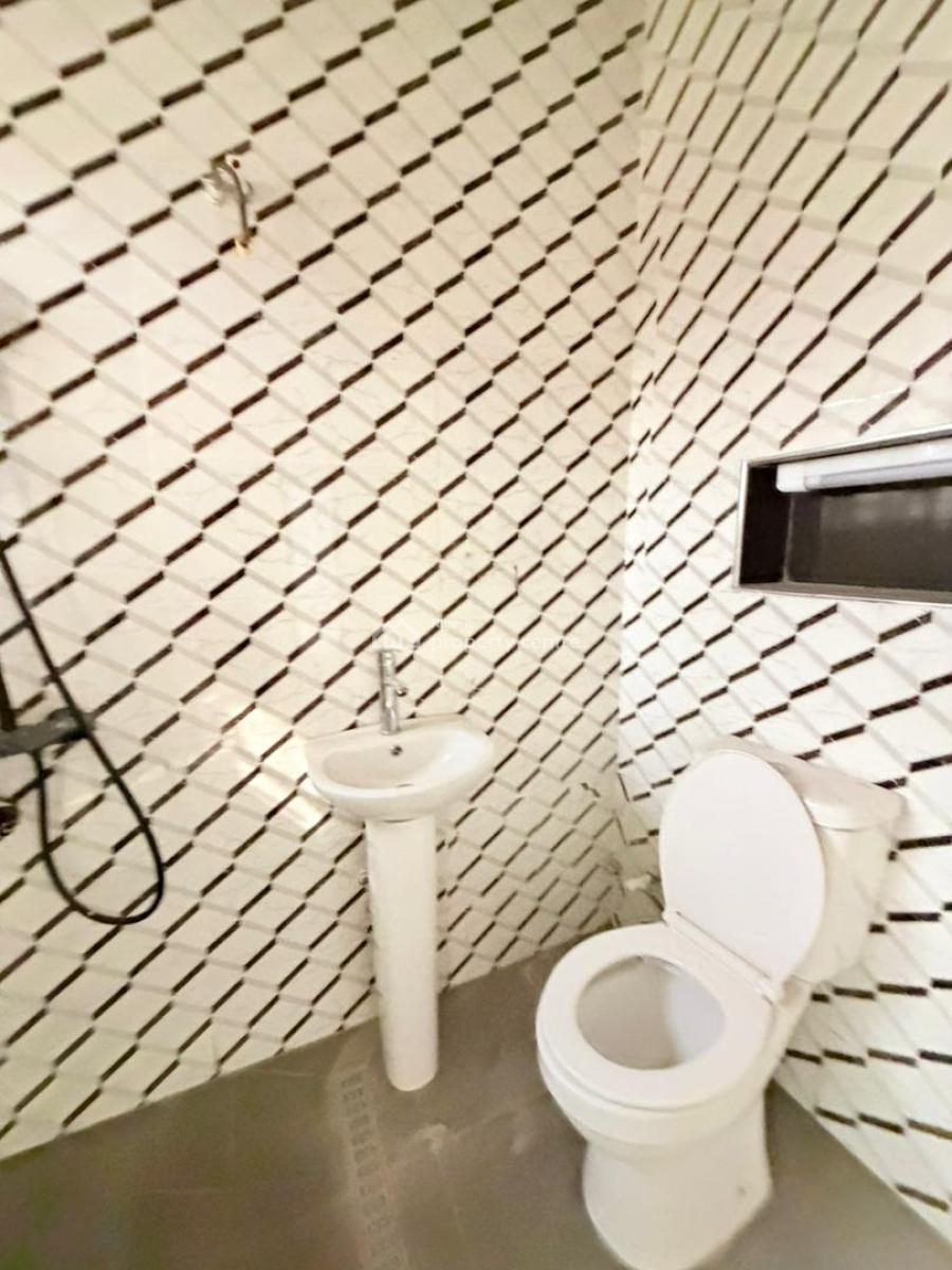 Outstanding 2 Bedroom Apartment W/ Bq Suitable for Airnbnb Investment, Gra Phase 1, Magodo, Lagos, Flat / Apartment for Sale