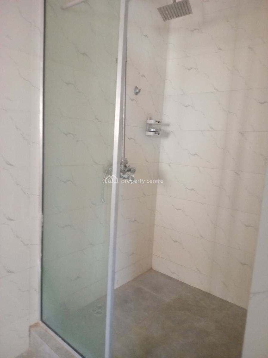 Excellent 2 Bedroom Apartment in a Serene Neighborhood, Off Ebeano Supermarket, Lekki Phase 1, Lekki, Lagos, House for Rent