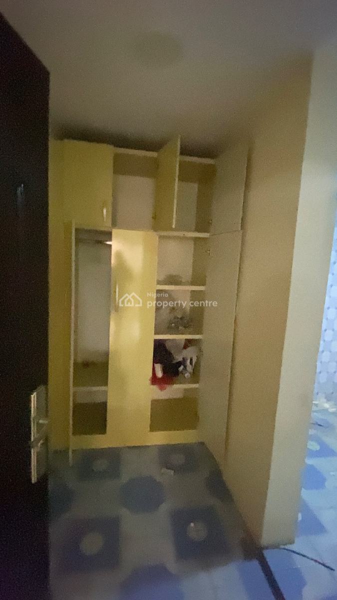 Neatly Built and Spacious 3 Bedroom Flat, Jahi, Abuja, Flat / Apartment for Rent