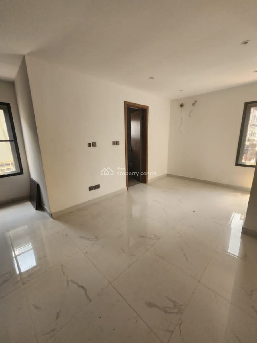 Serviced 2 Bedroom Flat with Fitted Kitchen, Ensuite Rooms, and Elevat, Ikoyi, Lagos, Flat / Apartment for Rent
