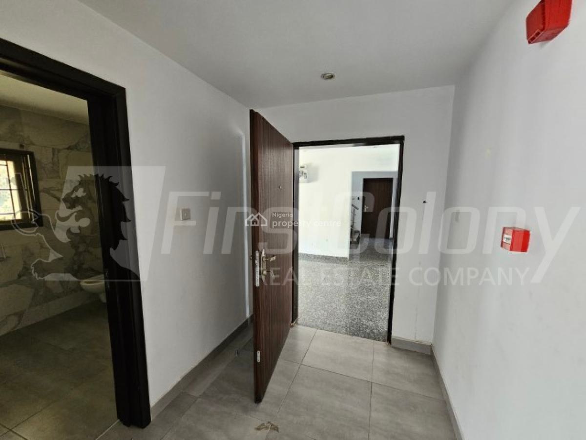 Ample 3 Bedroom Apartment Within a Serene Residential Court, Old Ikoyi, Ikoyi, Lagos, Flat / Apartment for Rent