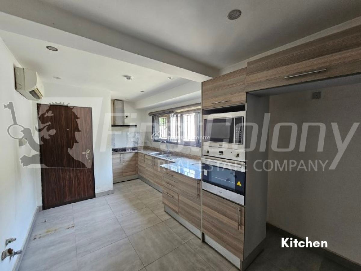 Ample 3 Bedroom Apartment Within a Serene Residential Court, Old Ikoyi, Ikoyi, Lagos, Flat / Apartment for Rent