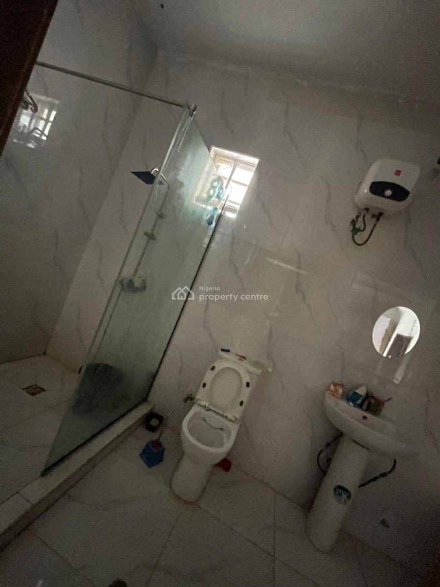 Sharp Luxury 2 Bedroom Apartment, in an Access Controlled Estate in Sangotedo Ajah, Sangotedo, Ajah, Lagos, Flat / Apartment for Rent