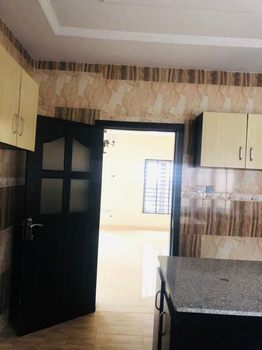 Fully Serviced 4 Bedroom  Terraced Duplex with Spacious Bq., Lekki Phase 1, Lekki, Lagos, Terraced Duplex for Rent