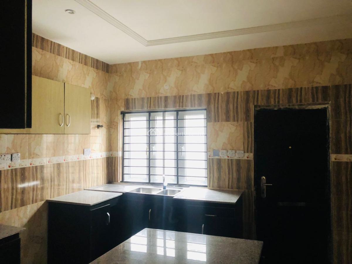 Fully Serviced 4 Bedroom  Terraced Duplex with Spacious Bq., Lekki Phase 1, Lekki, Lagos, Terraced Duplex for Rent