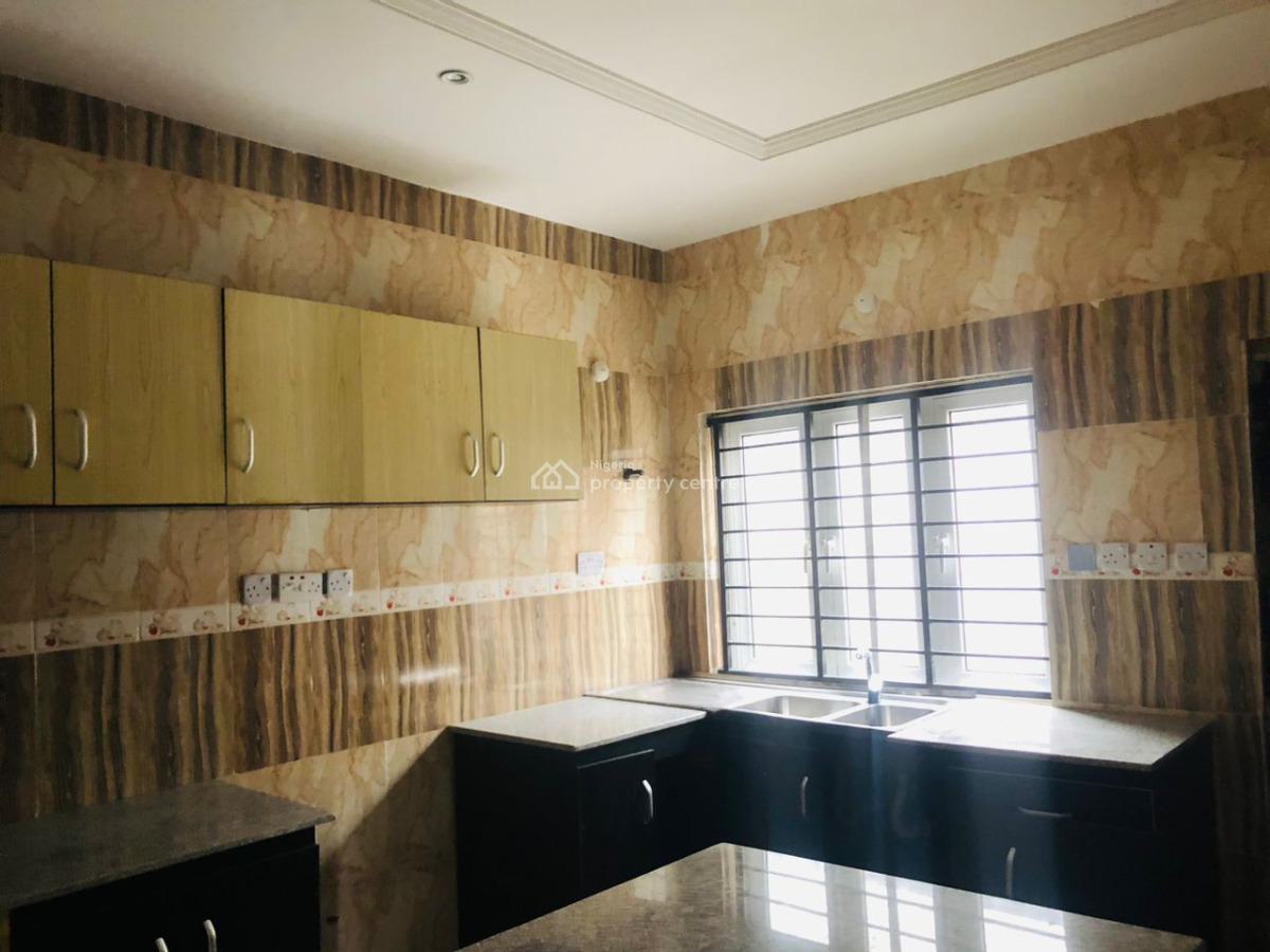 Fully Serviced 4 Bedroom  Terraced Duplex with Spacious Bq., Lekki Phase 1, Lekki, Lagos, Terraced Duplex for Rent