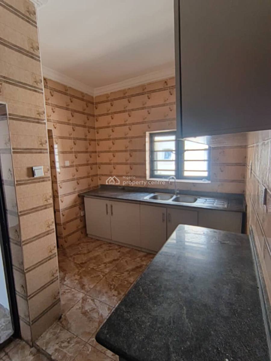 Sharp and Spacious 3bedroom Apartment, Lbs Ajah Lekki Lagos, Ajah, Lagos, Flat / Apartment for Rent