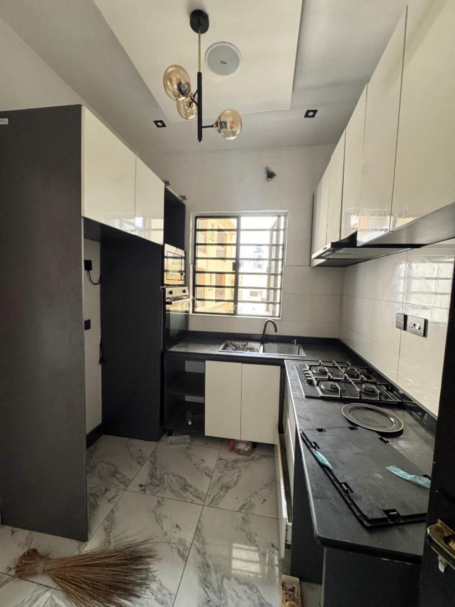 2 Bedroom Apartment, Ilasan, Lekki, Lagos, Flat / Apartment for Rent