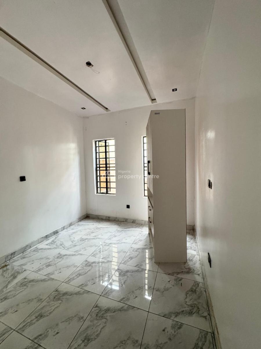2 Bedroom Apartment, Ilasan, Lekki, Lagos, Flat / Apartment for Rent