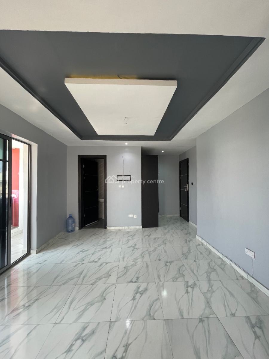 Neat 2 Bedroom Apartment, Ologolo, Lekki, Lagos, Flat / Apartment for Sale